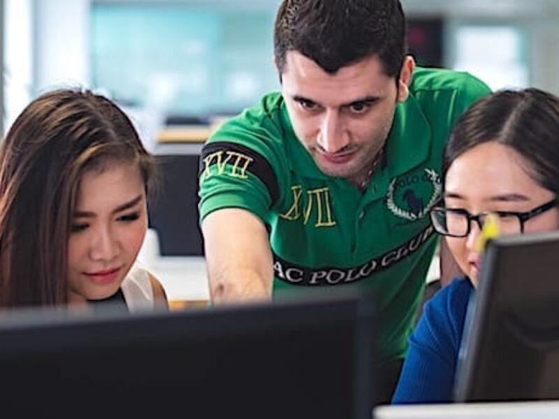 (Photo by Mimi Thian on Unsplash)