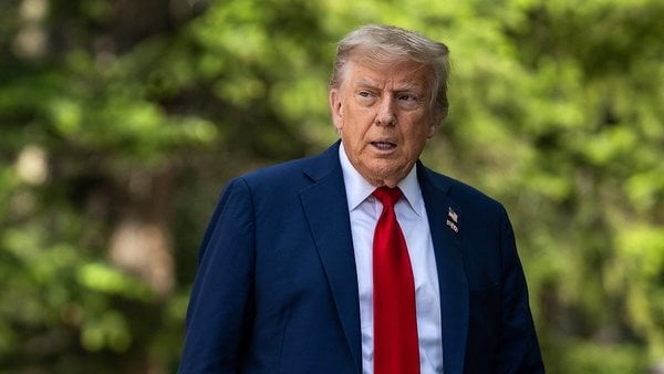 President Donald Trump is greeted by Canadian Prime Minister Mark Carney and his wife Diana Fox Carney during the official welcome at the G7 Summit, Monday, June 16, 2025, in Kananaskis, Alberta, Canada. (Official White House photo by Daniel Torok)