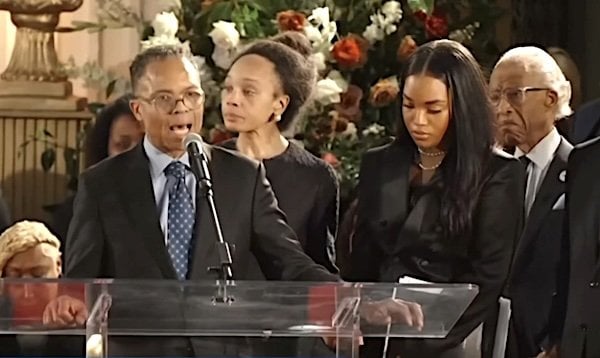 Jesse Jackson, Jr., left (Video screenshot)